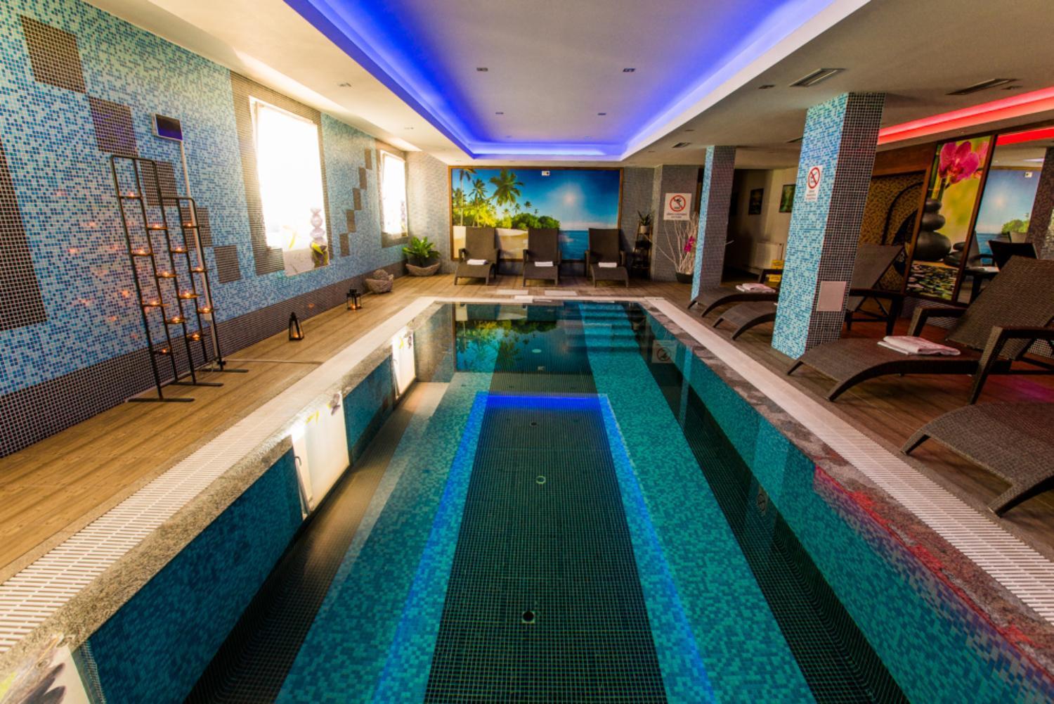 Hotel Sun Szenc Kültér fotó